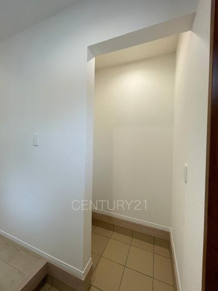 前橋市広瀬町B号棟の玄関|収納スペース