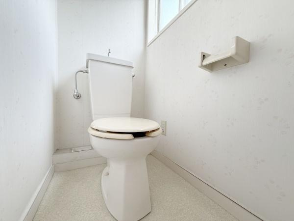 【トイレ】 | 1階2階どちらにもトイレがあるって本当に便利ですね。