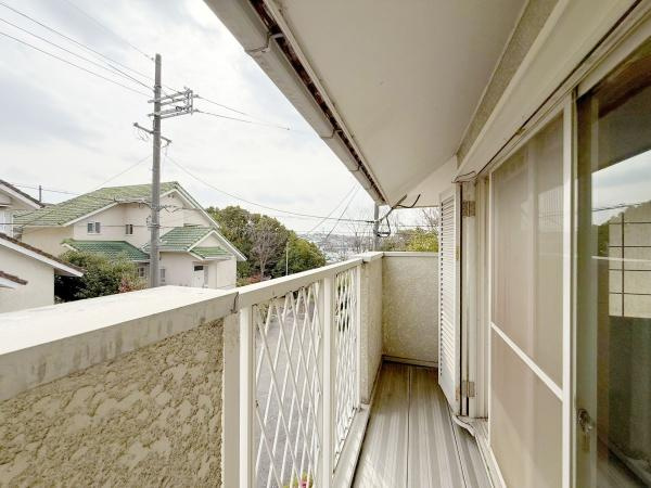 【バルコニー】 | 物干しセットを追加すれば、一度にたくさんのお洗濯物が干せるのが魅力！