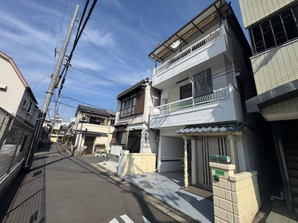 【前面道路含む現地写真】