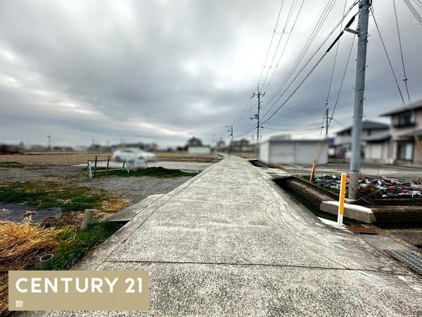和歌山市楠本　土地の前面道路含む現地写真