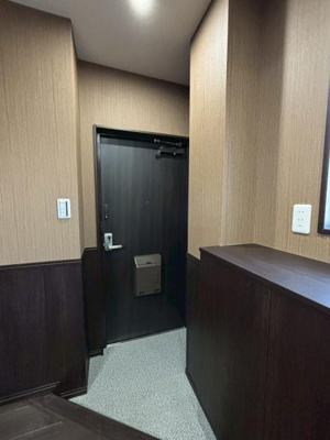【玄関】 | リバーサイドメゾンＡ棟 | ※同タイプ別のお部屋の写真です。