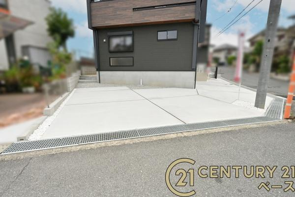 香芝市西真美２丁目 ／新築一戸建の駐車場|■現地撮影写真■
