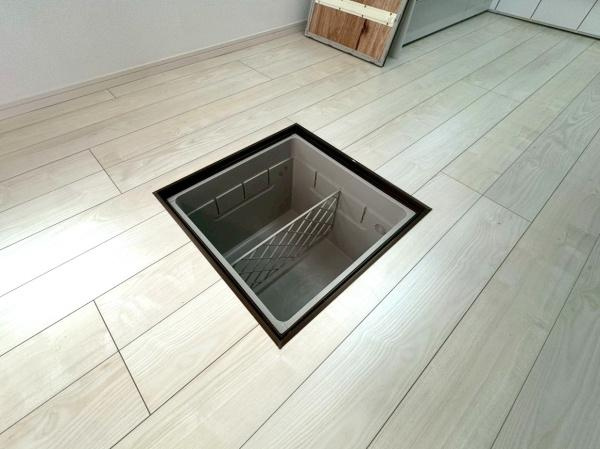 川崎市麻生区早野の中古一戸建の収納|廊下収納