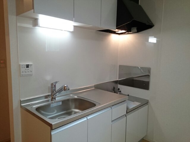 メゾン　ＴＯＫＵのキッチン|コンパクトなキッチンで掃除もラクラク