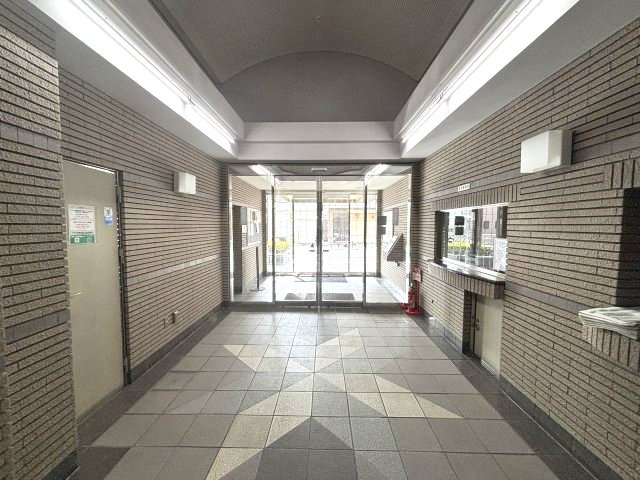 ライオンズマンション三宮東第２のロビー