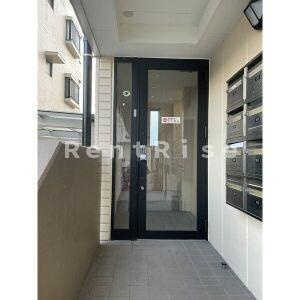 ブローニュ神山の玄関