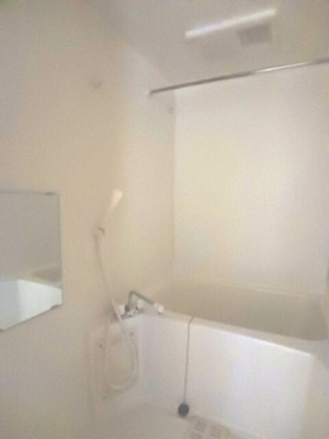 【浴室】 | トレジャーガーデンⅡ | ゆったり過ごせるお風呂です