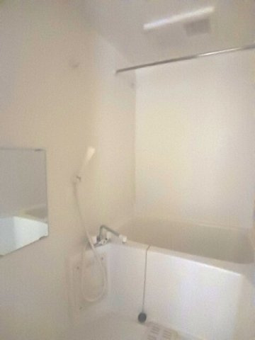 【浴室】 | トレジャーガーデンⅡ | ゆったり過ごせるお風呂です