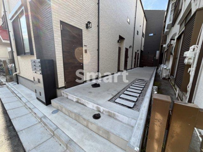 【エントランス】 | ＨＡＵＳ新中野