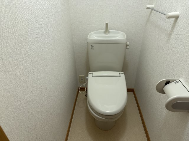 シャルマン・ベナのトイレ