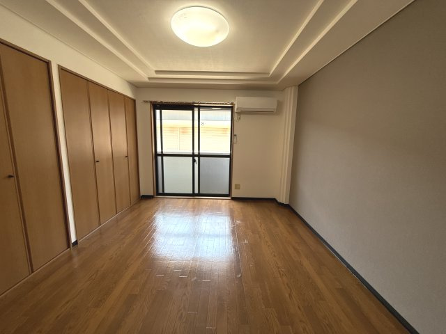 ヴァン　ヴェールの内装|洋室