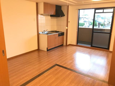 【居間・リビング】 | マロンコート | リビング（イメージ）