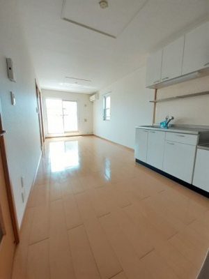 【居間・リビング】 | パストラーレⅡ | ゆったりとしたリビングです