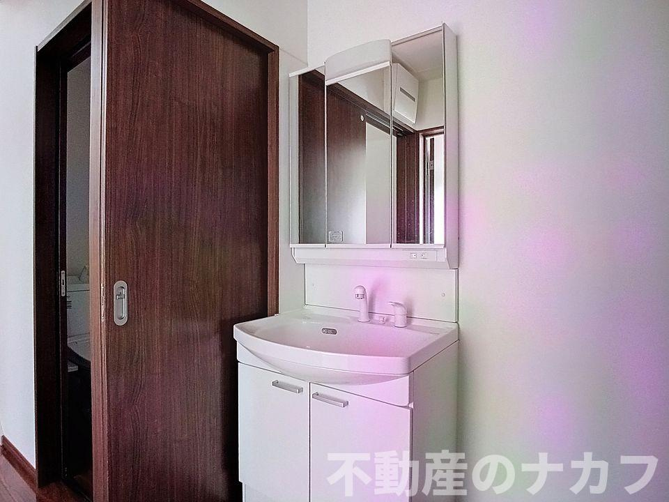 シャトレーの独立洗面台
