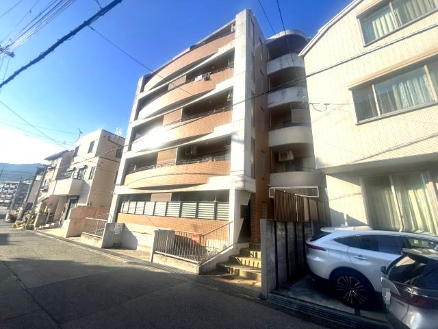 サンパレス２１六甲Ⅱの外観