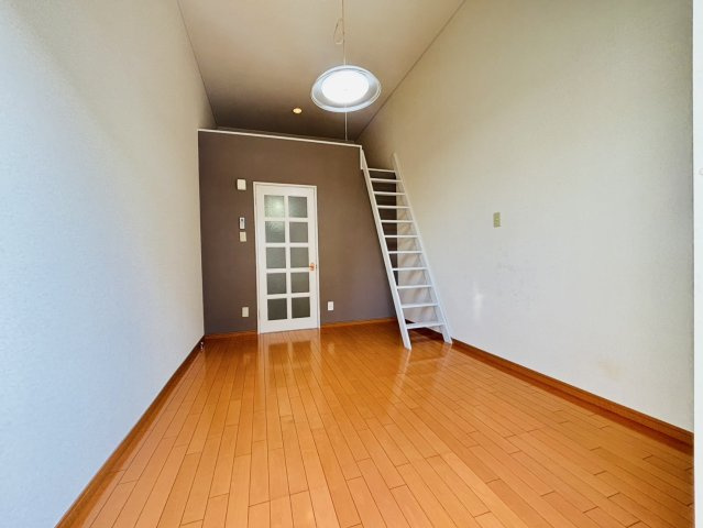 太宰府市石坂１丁目のアパート