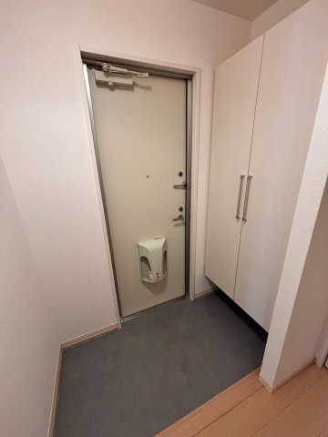 プロスペラールの玄関