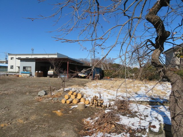 藤岡市三本木　土地650の周辺