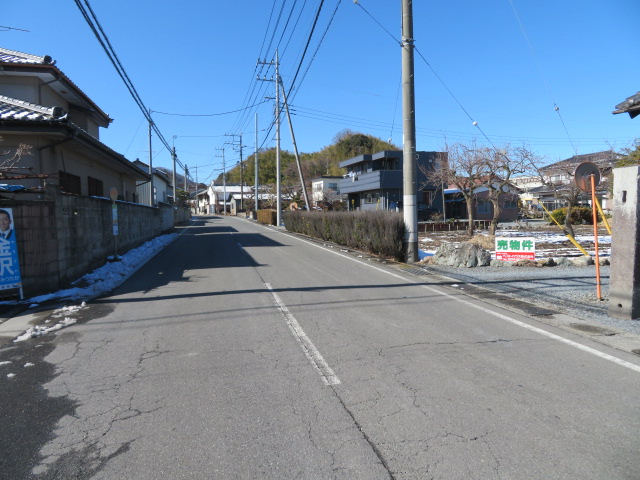 藤岡市三本木　土地650の周辺
