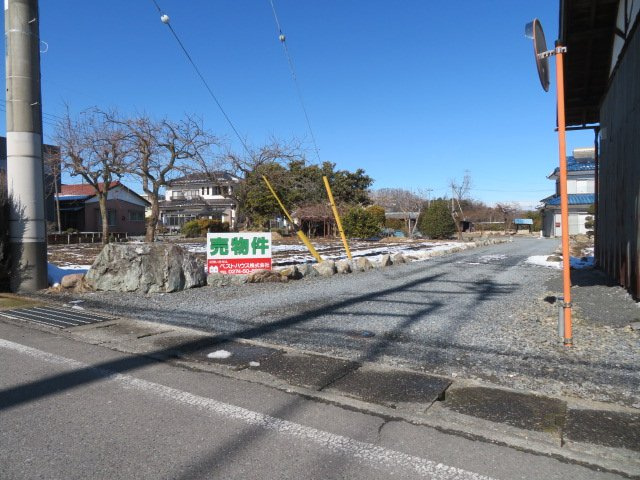 藤岡市三本木　土地650の周辺