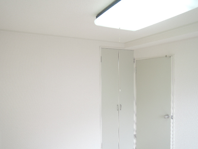 ドゥエル弥生の洋室|使い勝手のいい洋室です