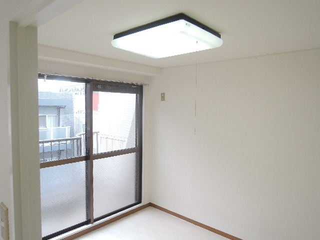 ドゥエル弥生の洋室|使い勝手のいい洋室です