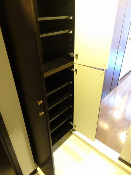 トーシンフェニックス沼袋の玄関|毎日通る玄関はこちらです