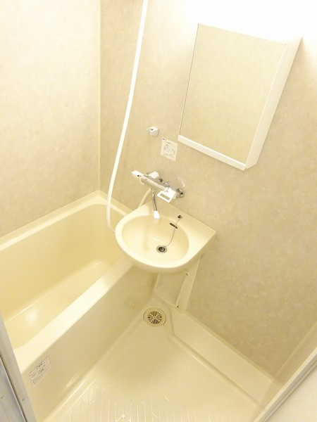 トーシンフェニックス沼袋の浴室|落ち着いた空間のお風呂です