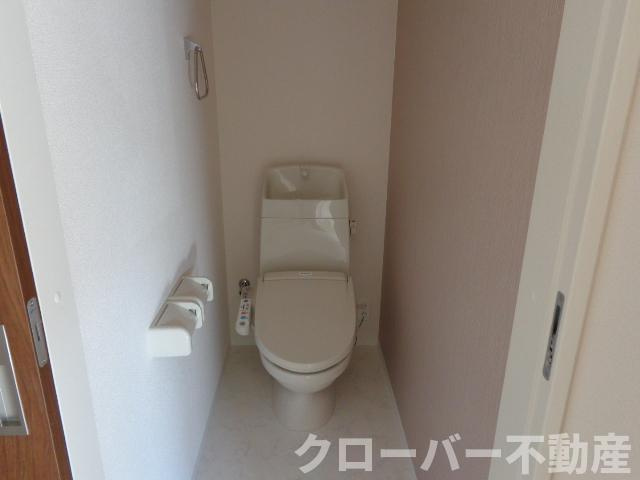 グランリヴィエールⅢのトイレ|シャワー付トイレ