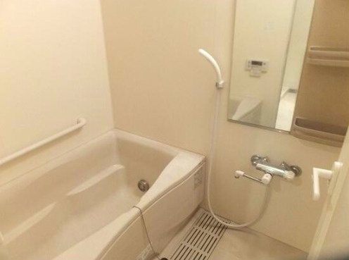 ロイヤルヒルズ中浦和の浴室