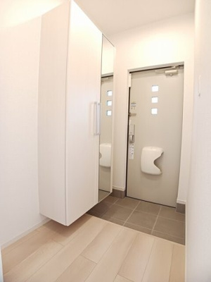 【玄関】 | クラール有本 | きれいな玄関です