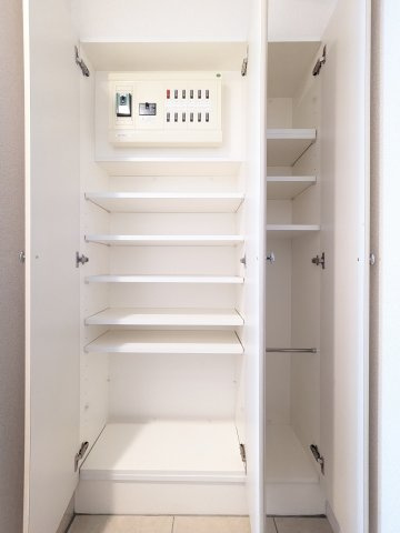 ルクレ初台の収納|大きなものも収納できそうです