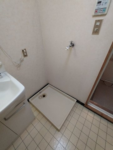 【設備】 | ラフェスタ小山 | 洗濯機置き場