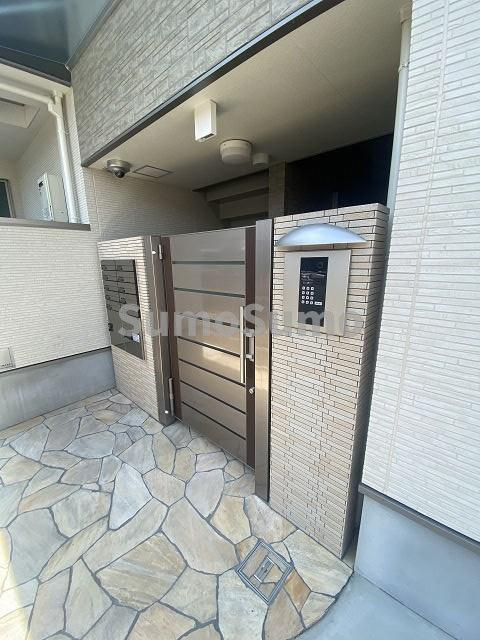 フジパレス立花町二丁目Ⅱ番館のエントランス|清潔なエントランスです