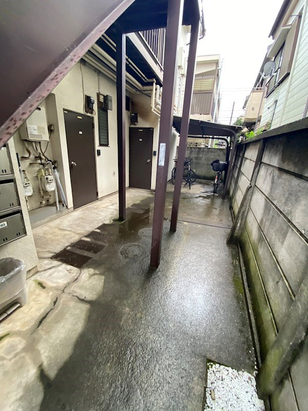 メゾン三軒茶屋のロビー