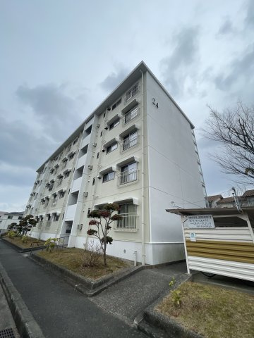 名谷6団地24号棟