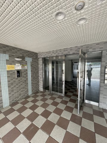 ヴィンテージコート須磨山手のエントランス