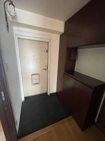 ヴィンテージコート須磨山手の玄関