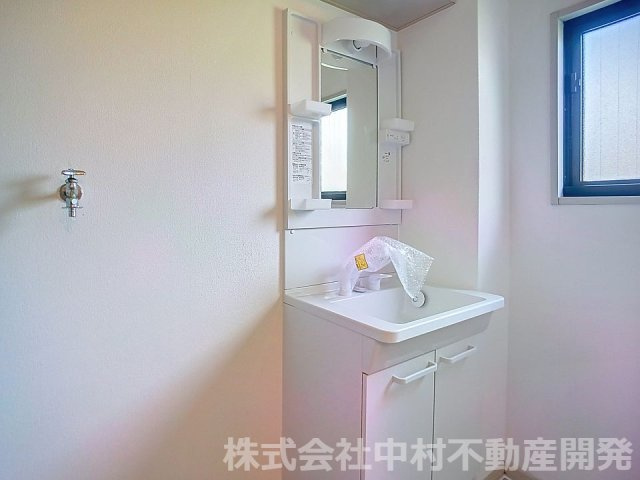 サンビレッジ一番館の独立洗面台
