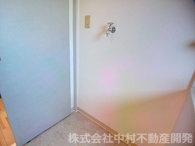 サンビレッジ一番館の独立洗面台