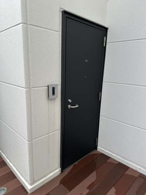 【玄関】 | アリュイッテ青井