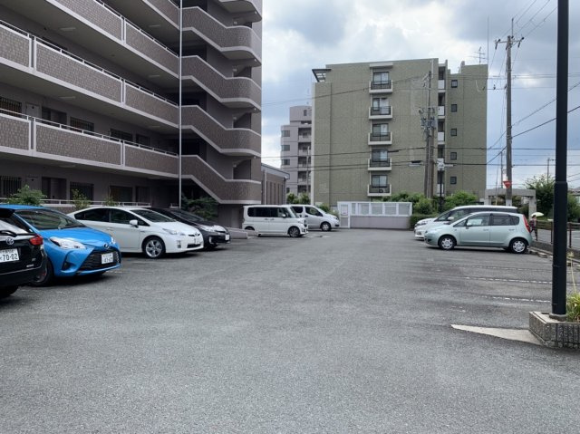 ラルクアンシェルの周辺