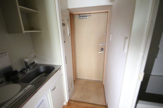 セレーノ並木の玄関