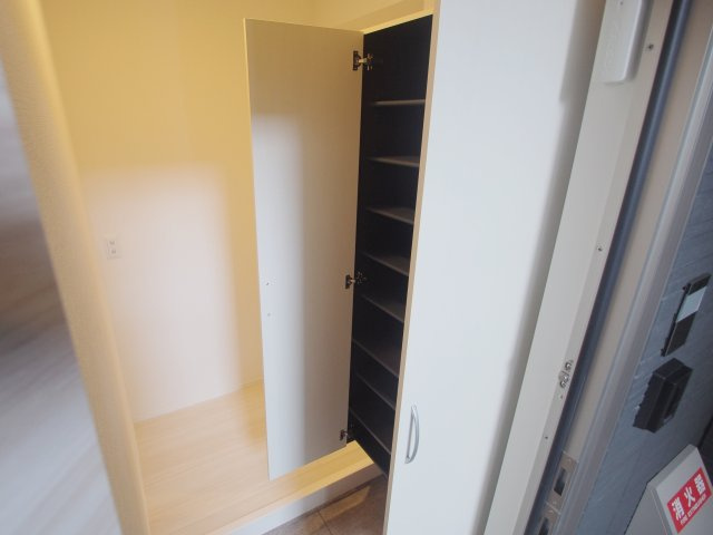 D-Room南小路の収納