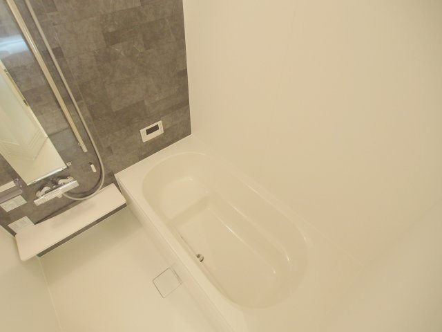 D-Room南小路の浴室