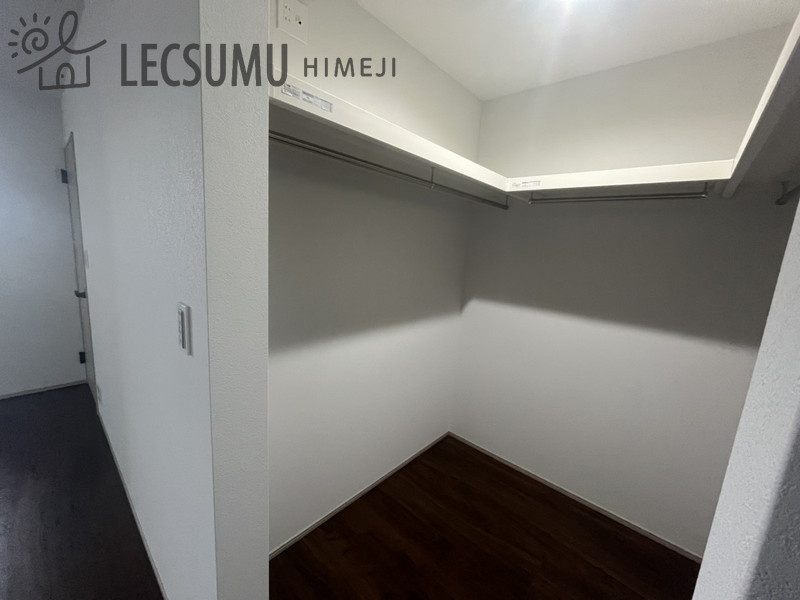 姫路市御立西3丁目/新築戸建の洋室