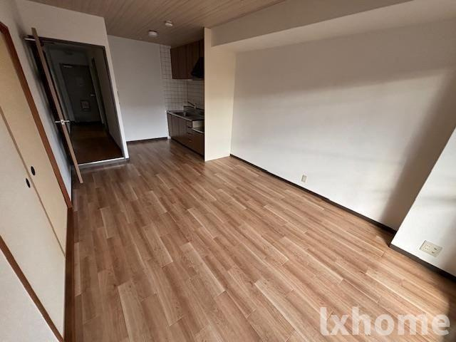 ラルク・アン・シェルの居間・リビング|こちらのリビングで趣味の時間をお楽しみください