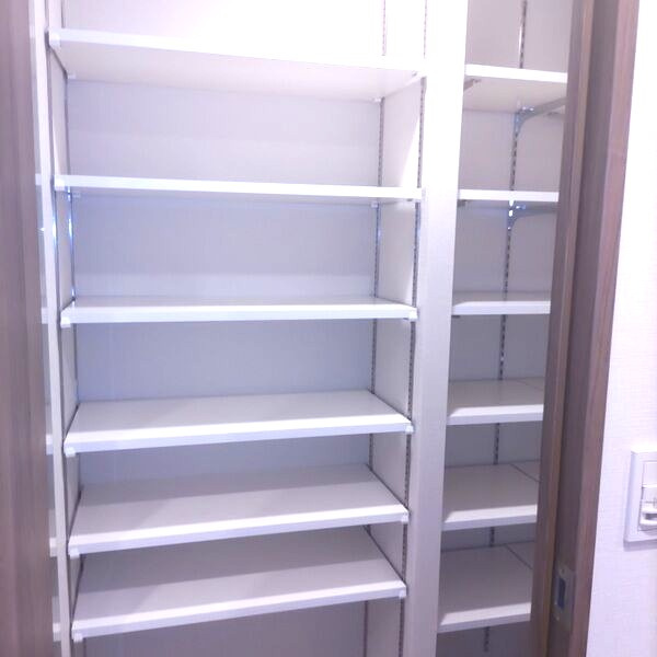 ローレルコート星が丘元町の収納