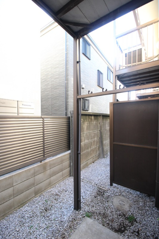 ヴィラ用賀のバルコニー|南東向きのお部屋♪